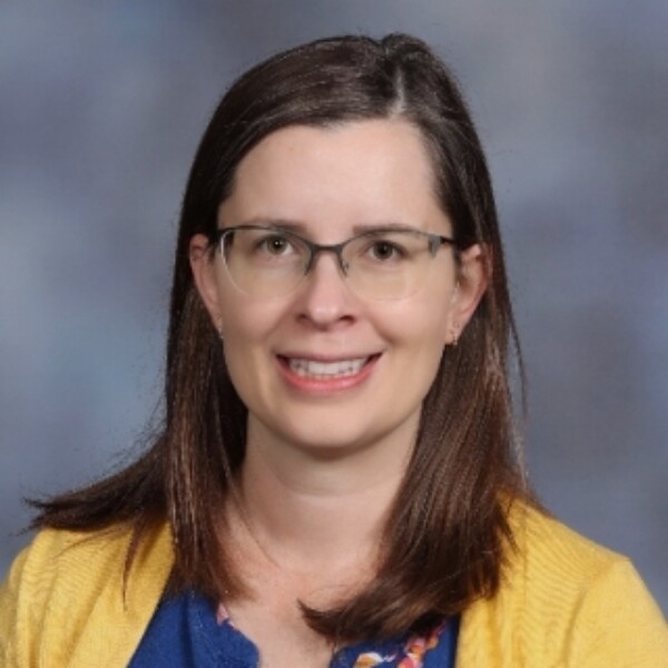 Photo of Elizabeth White Photo of Elizabeth White