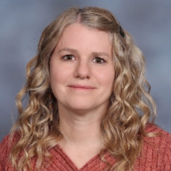 Photo of Lynette Blanchette Photo of Lynette Blanchette